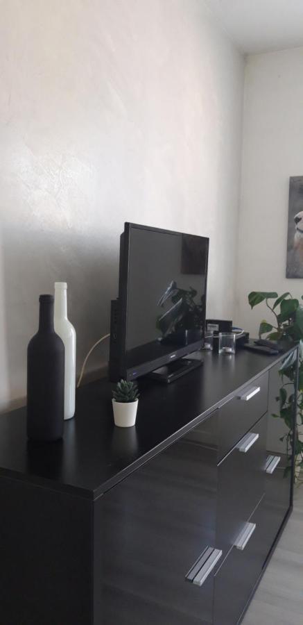 Ferienwohnung Cosy F3 Proche Centre Belfort Exterior foto